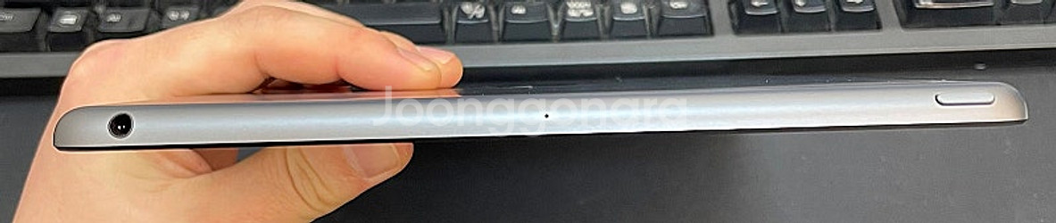 아이패드7세대 WIFI 그레이 32GB 배터리94% 상태좋은 중고22만팝니다.--3